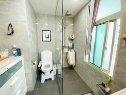 Queens (D3), Condominium #575615731